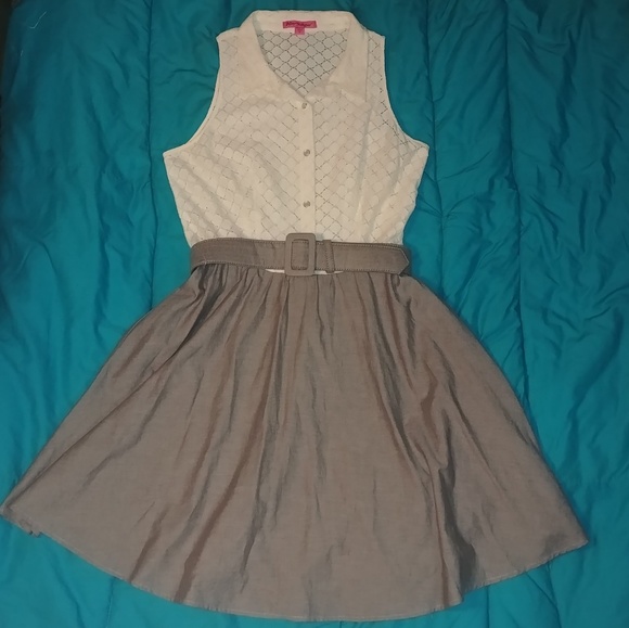 Betsey Johnson Dresses & Skirts - Betsey Johnson EASTER dress with matching belt